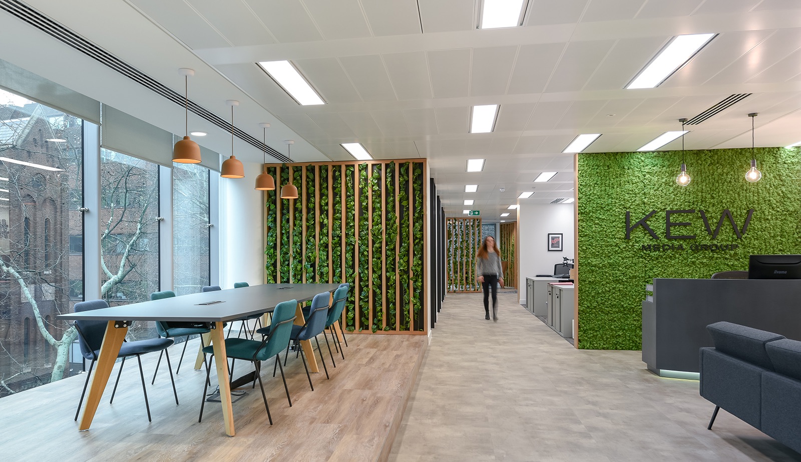 Kew Media Group公司位于英国伦敦的新办公室设计（Inside Kew Media Group’s New London Office）