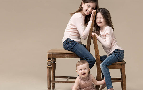 从家庭摄影全家福中寻找商机-Find Your Niche and Build Your Family Photography Business by Julia Kelleher