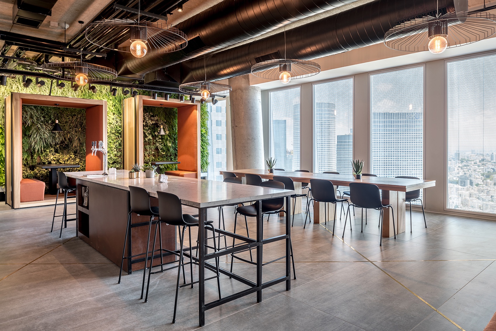 A Tour of Private Energy Company Offices in Tel Aviv