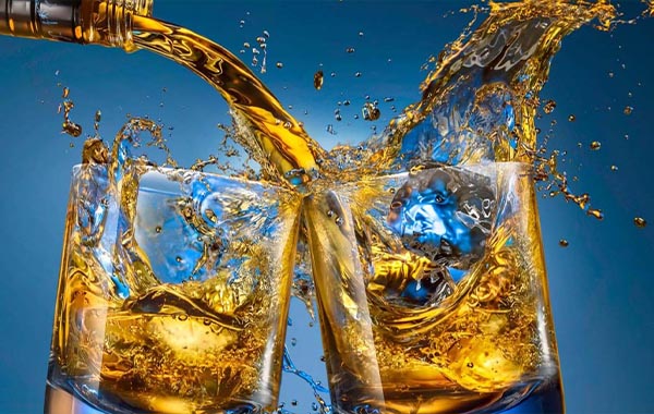Live Liquid Photography Shoot – Karl Taylor Education