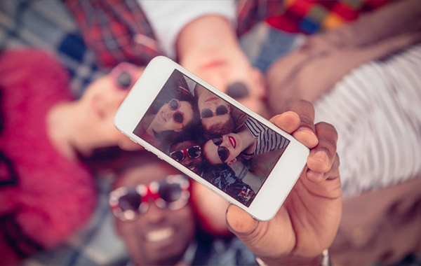 How to Take the Perfect Selfie | iPhone Portrait Photography