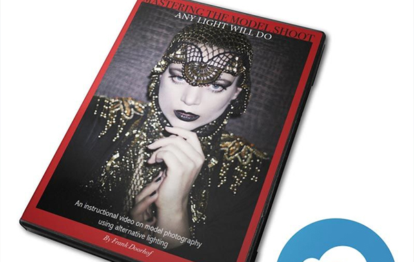 Mastering the Model Shoot: Any Light will do – Frank Doorhof