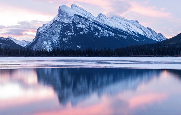 Tanner Wendell Stewart – Photographing Landscapes at Twilight Golden Hour & Beyond…