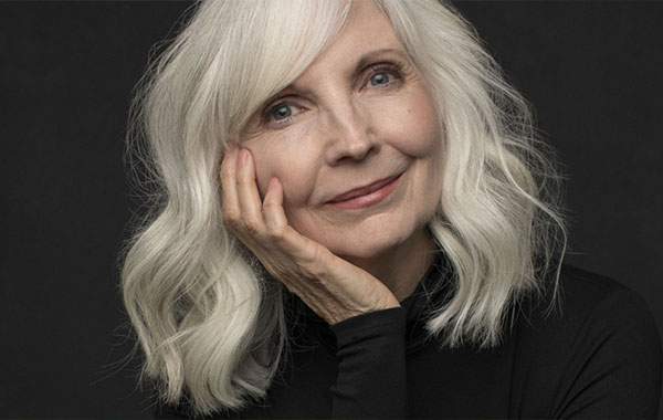 The Retouching Series: Reduce Hard Lines – The Portrait Masters