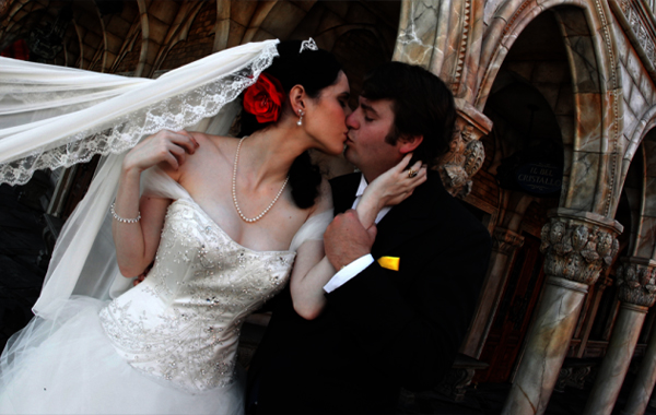 Mixing Off-Camera Flash with Ambient Light -Rick Ferro