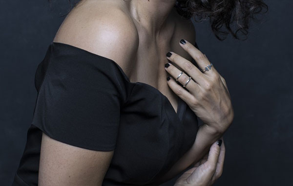The Retouching Series: Fixing Wrinkles in Clothes