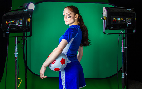 Green Screen Techniques for Photography and DSLR Video