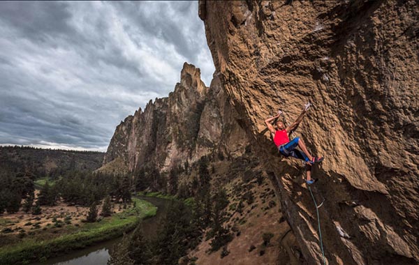 Advanced Lighting for Adventure Photography with Michael Clark – CreativeLive