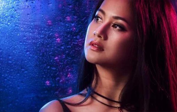 创意摄影照明:色彩和凝胶的魔力第二部分-编辑和润饰-Creative Photography Lighting: The Magic Of Color & Gels Part 2 – Editing and Retouching