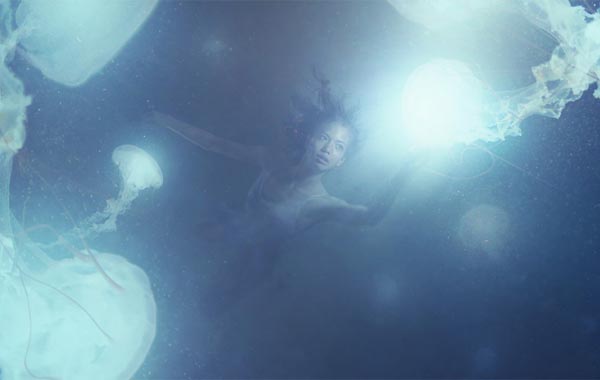 在Photoshop中创建水下效果视频教程-How to Create an Underwater Effect in Photoshop-中文字幕教程