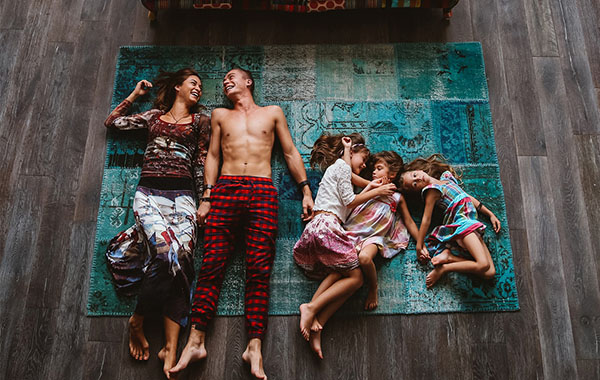 唯美生活风格拍摄家庭照摄影视频教程-Denis Persenin -LifeStyle Photography