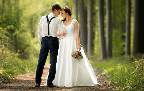 浪漫森林-婚礼人像后期处理视频教程-ShootCreateCaptivate – “Forest Romance” – Post Process Tutorial