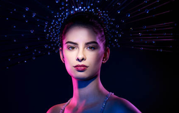 人像灯光照明摄影视频教程-Seeing and Shaping Light by Lindsay Adler – CreativeLive