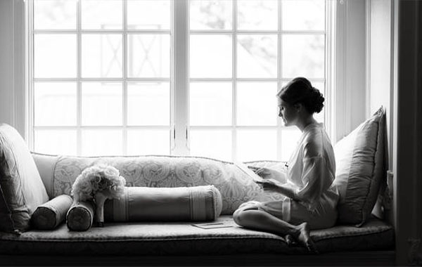 建立并扩展您的婚纱摄影业务-CreativeLive – The Business of Wedding Photography by Vanessa Joy