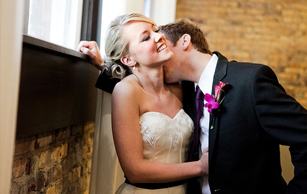 室内婚礼和订婚摆放指南-Indoor Wedding & Engagement Posing Guide – BP4U Photographer Resources