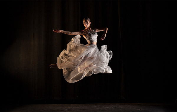 Profoto的中间照明设置-Intermediate Lighting Setups with Profoto by Scott Kelby