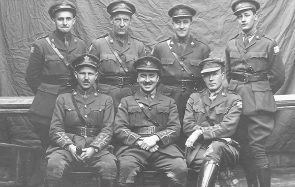 老旧照片修复处理技巧视频教程-The Secrets to Restoring Old Photos with Dave Cross