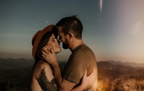 创造亲密订婚和情侣摄影-Creating Intimate Engagement and Couples Photography with Justyn Lord
