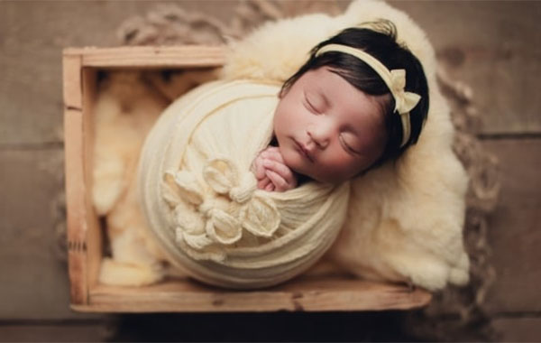 2021 Newborn Retreat – Creative Wrapping with Charlotte Gamache