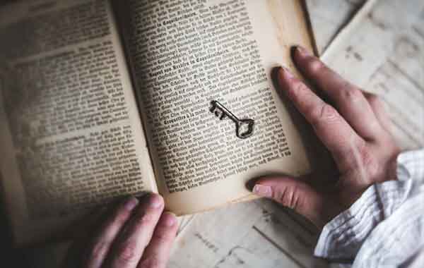 Still Life Photography: Taking Photos with Your Hand in the Frame the Easy Way by Denise Love